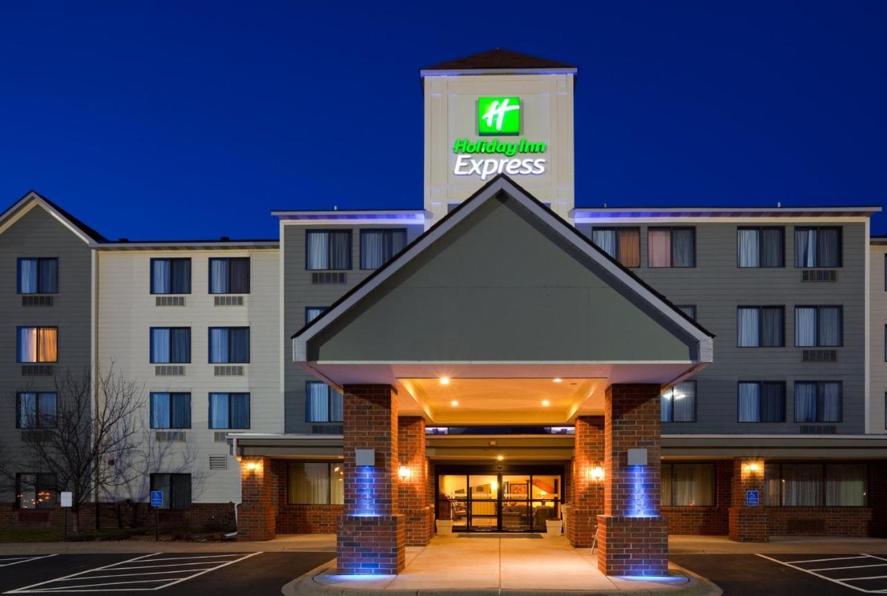 Holiday Inn Express Hotel & Suites Coon Rapids - Blaine Area By Ihg Exterior photo