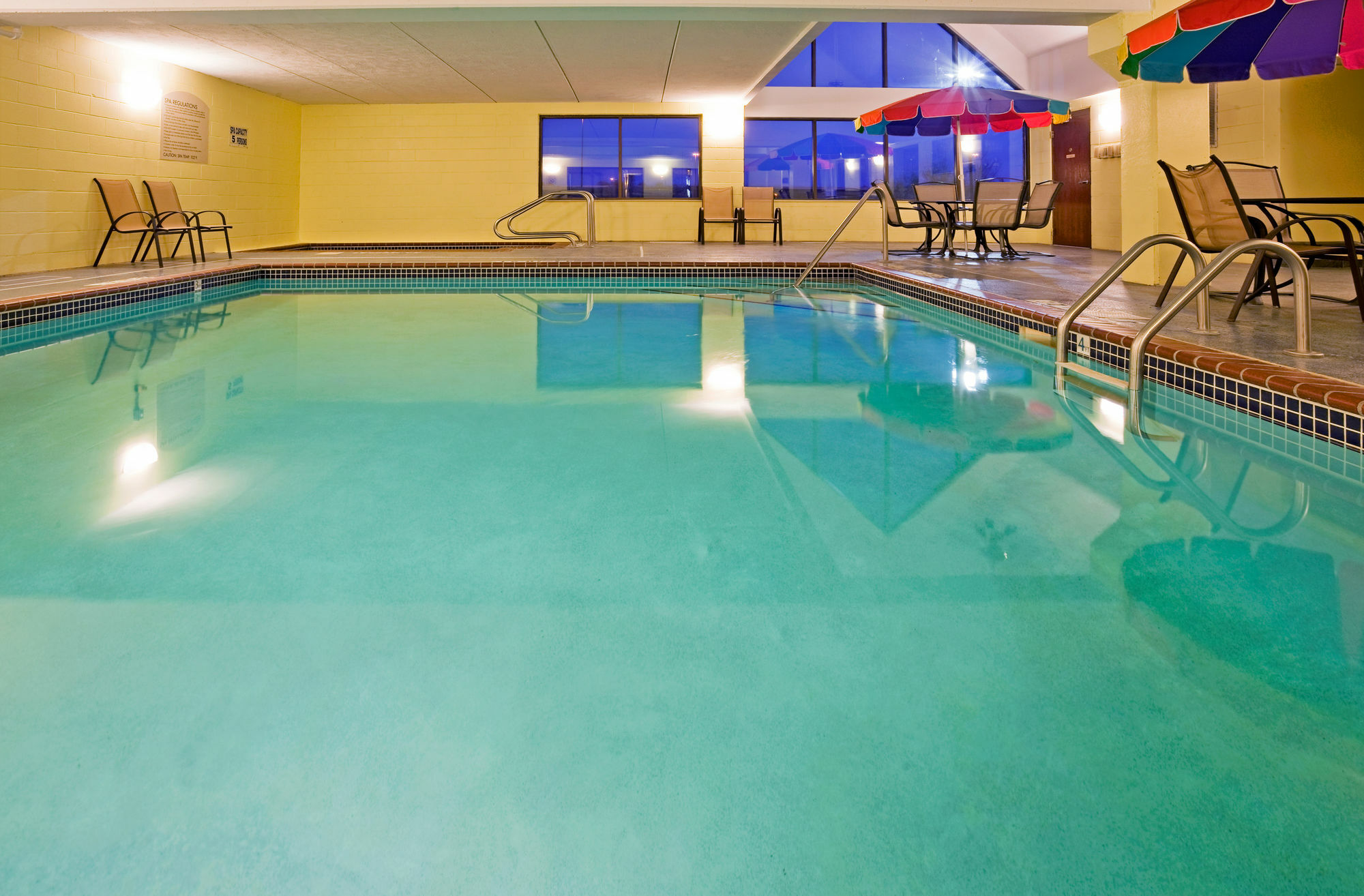 Holiday Inn Express Hotel & Suites Coon Rapids - Blaine Area By Ihg Exterior photo